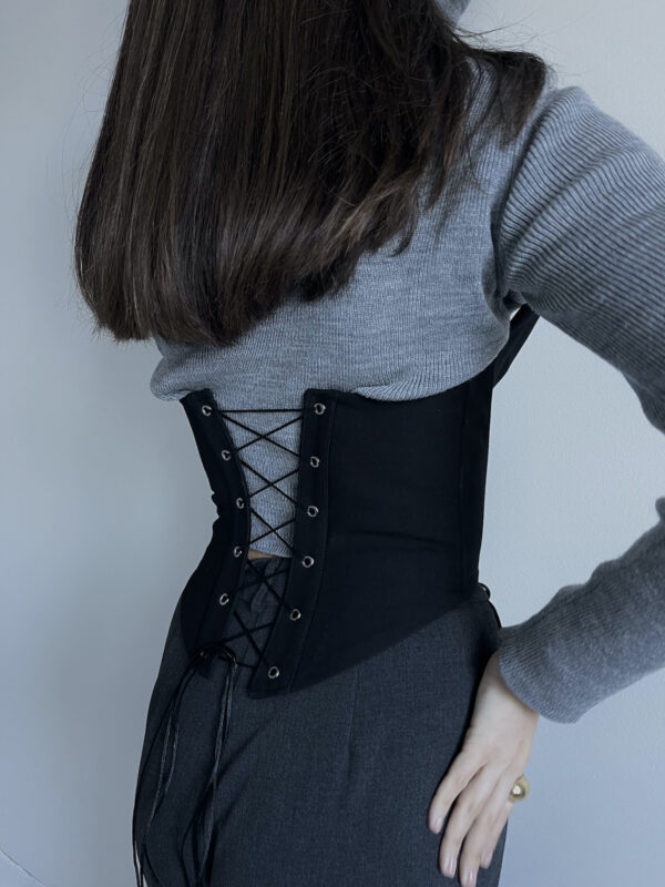 Fragile Corset - Image 5