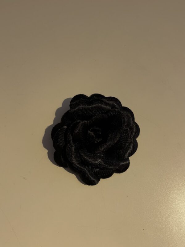 Renesmee Black Brooch - Image 3