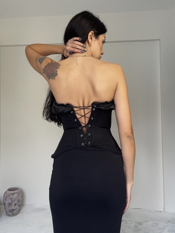 Elanor Black Corset - Image 2